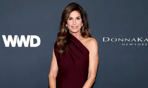 Netizens are Divided Over Cindy Crawford’s 2.5-Hour Morning Routine